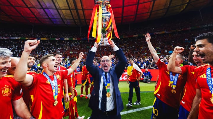 ¡Luis de la Fuente hace historia con España y los convierte en los máximos ganadores de la EURO!